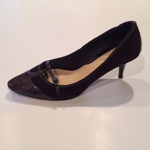 🧚🏼‍♂️Cole Haan Brown suede and leather heels